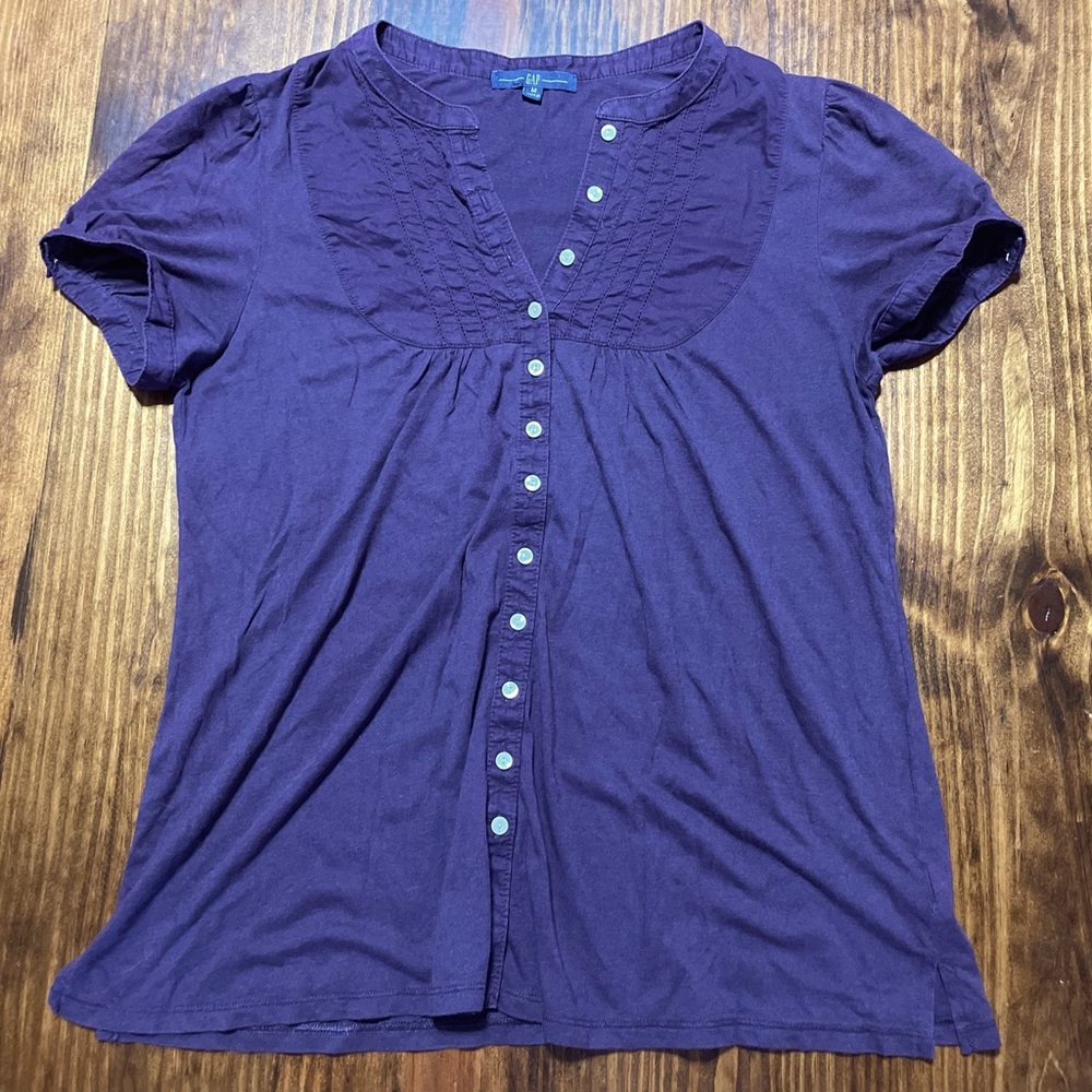 Gap button from knit top